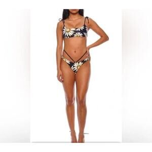 Agua Bendita Set Reversible 2 in 1 Bikini Genoveva Daisy Top and Bottom size S